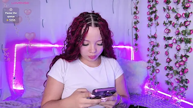 cloey sweet18 online show from August 4, 2026, 10:03 pm