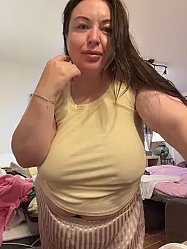yoursweetpie online show from August 7, 2026, 6:47 pm