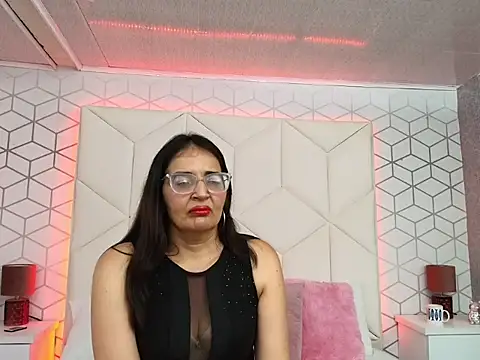 VickyBellmont online show from August 8, 2026, 7:21 pm