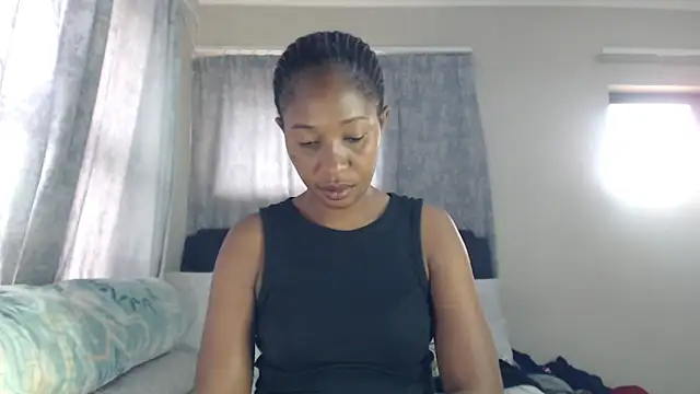 leanna23 online show from December 18, 2025, 5:01 am