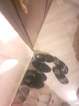 Demillvan online show from November 30, 2025, 2:07 pm