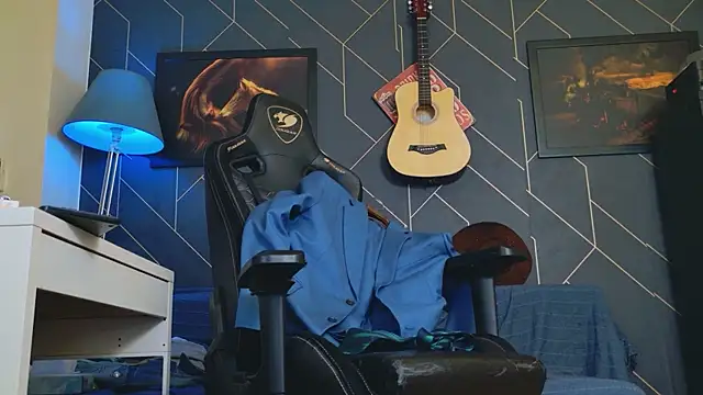 Snapshot of ChrisKox chatting on September 26, 2025, 5:36 am ChrisKox online show from September 26, 2025, 5:36 am