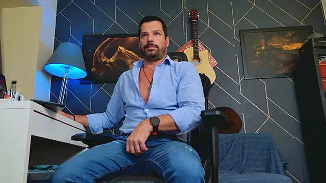 Snapshot of ChrisKox chatting on September 27, 2025, 12:17 am ChrisKox online show from September 27, 2025, 12:17 am