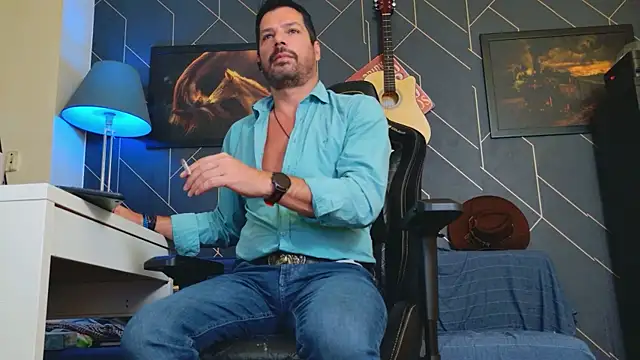 Snapshot of ChrisKox chatting on October 4, 2025, 2:57 am ChrisKox online show from October 4, 2025, 2:57 am