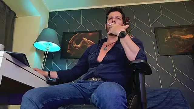 ChrisKox online show from March 16, 2026, 9:39 pm