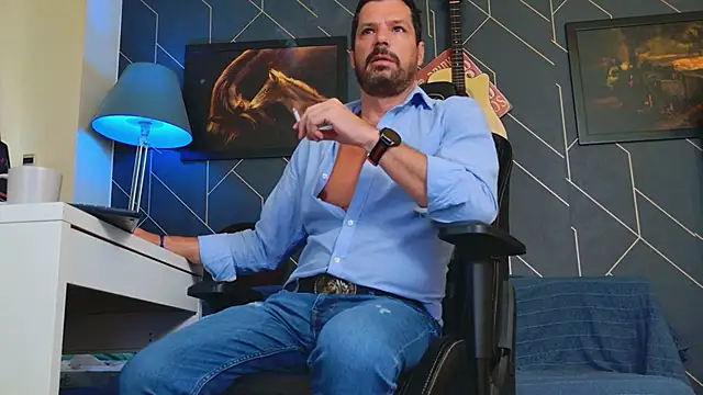 Snapshot of ChrisKox chatting on September 25, 2025, 5:24 am ChrisKox online show from September 25, 2025, 5:24 am