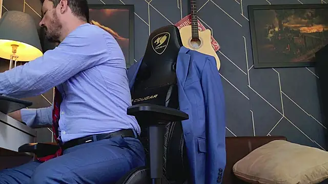 ChrisKox online show from December 22, 2025, 2:11 am