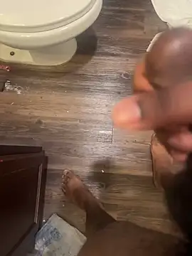 Snapshot of BigHunchoDick chatting on December 22, 2024, 6:17 am BigHunchoDick online show from December 22, 2024, 6:17 am