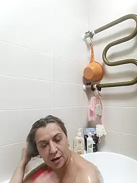 Snapshot of Alessandra92 chatting on October 16, 2025, 7:00 pm Alessandra92 online show from October 16, 2025, 7:00 pm