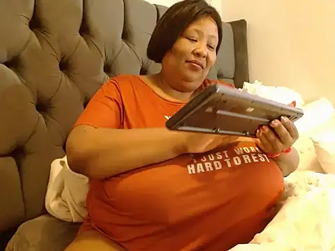 Snapshot of nancy111 chatting on September 20, 2025, 1:49 pm nancy111 online show from September 20, 2025, 1:49 pm