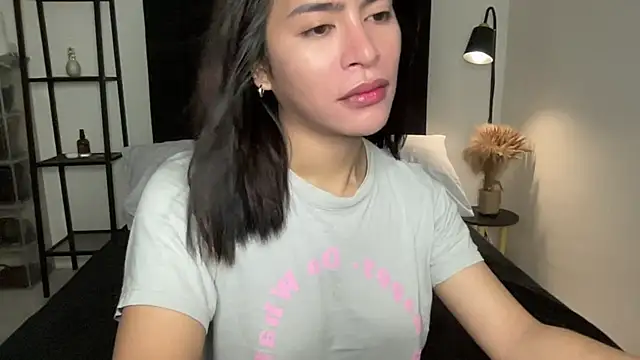 your bianca69 online show from April 3, 2026, 12:17 am