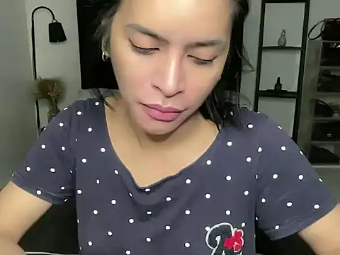 your bianca69 online show from November 5, 2025, 11:52 pm