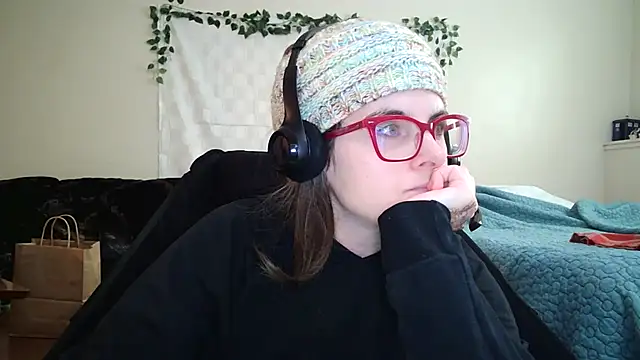 Snapshot of JessaBella chatting on February 2, 2026, 4:28 pm JessaBella online show from February 2, 2026, 4:28 pm