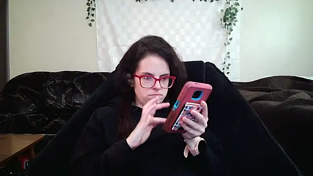 Snapshot of JessaBella chatting on October 14, 2025, 5:35 pm JessaBella online show from October 14, 2025, 5:35 pm