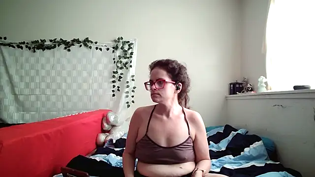 Snapshot of JessaBella chatting on September 19, 2025, 2:54 pm JessaBella online show from September 19, 2025, 2:54 pm