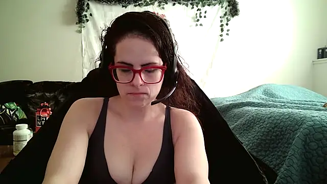 JessaBella online show from November 12, 2025, 3:27 pm