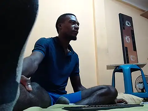 Snapshot of kurtbigcock chatting on March 8, 2025, 5:33 pm kurtbigcock online show from March 8, 2025, 5:33 pm