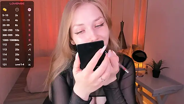 Snapshot of DakotaMabs chatting on October 24, 2025, 9:52 am DakotaMabs online show from October 24, 2025, 9:52 am