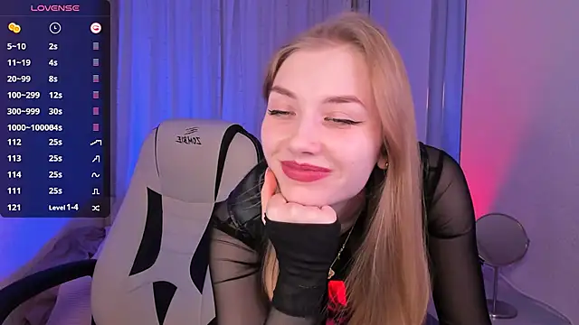 Snapshot of DakotaMabs chatting on February 18, 2025, 9:43 am DakotaMabs online show from February 18, 2025, 9:43 am