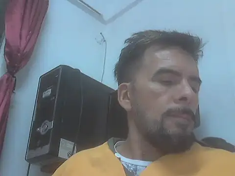 Snapshot of el_principe_hot chatting on October 30, 2025, 1:37 am el principe hot online show from October 30, 2025, 1:37 am