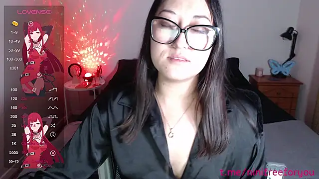 Snapshot of Ninimoon chatting on September 11, 2025, 5:18 am Ninimoon online show from September 11, 2025, 5:18 am