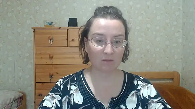 Smart Rose online show from October 4, 2025, 1:34 pm