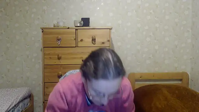 Smart Rose online show from March 13, 2025, 7:06 pm