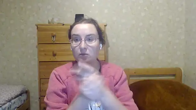 Smart Rose online show from March 17, 2025, 8:51 pm