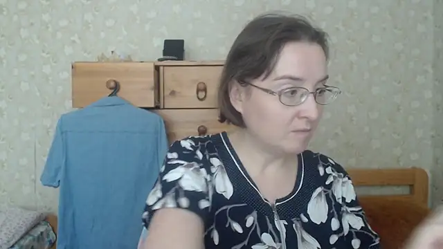 Smart Rose online show from February 17, 2026, 12:35 pm