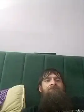 Snapshot of bam420bam chatting on February 17, 2026, 10:18 pm bam420bam online show from February 17, 2026, 10:18 pm