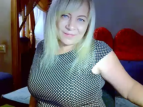 AgoniA7 online show from November 9, 2025, 7:56 am