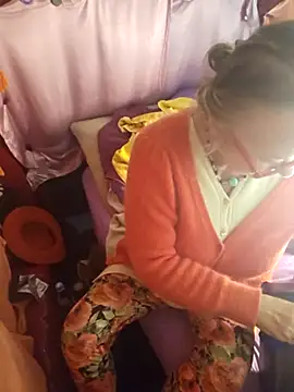 Snapshot of MucMilf59 chatting on September 30, 2025, 7:31 pm MucMilf59 online show from September 30, 2025, 7:31 pm