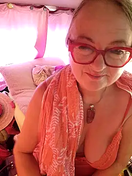 MucMilf59 online show from September 9, 2025, 10:36 am