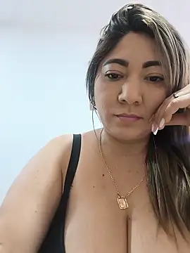 kendra fire online show from May 13, 2026, 2:13 pm