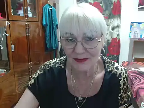 JenaCheim online show from December 25, 2024, 7:56 pm