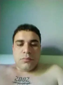 E f online show from November 3, 2025, 12:31 pm