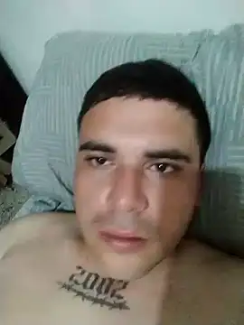 E f online show from October 4, 2025, 3:02 pm