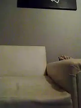 E f online show from February 24, 2026, 11:33 am