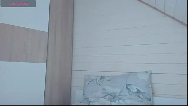 I AM MILF online show from September 10, 2025, 5:45 pm