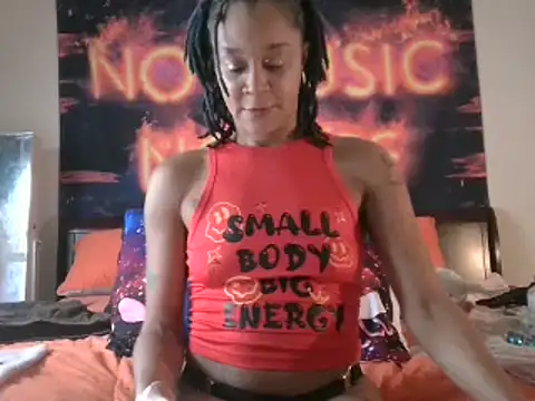 EnticingAaliyah online show from January 28, 2025, 8:04 pm