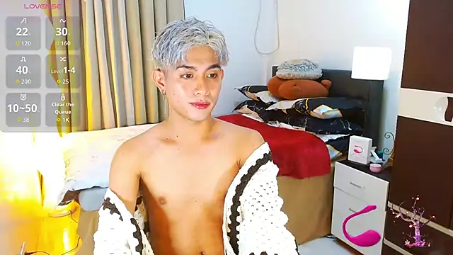 WildestTwink online show from March 27, 2026, 5:58 pm