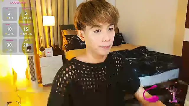 Snapshot of WildestTwink chatting on June 26, 2026, 2:12 pm WildestTwink online show from June 26, 2026, 2:12 pm