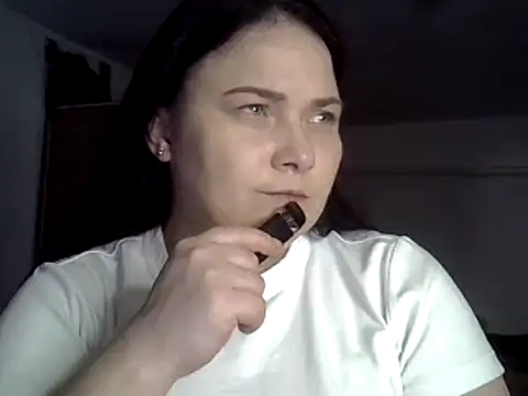 Snapshot of TammyAh chatting on February 5, 2025, 12:53 am TammyAh online show from February 5, 2025, 12:53 am