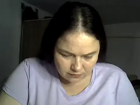 Snapshot of TammyAh chatting on February 7, 2025, 12:42 am TammyAh online show from February 7, 2025, 12:42 am