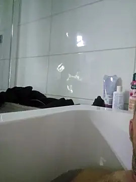 ktmtom247 online show from April 6, 2026, 4:57 am