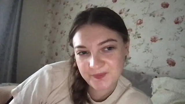 LoVenda online show from September 13, 2025, 2:50 pm