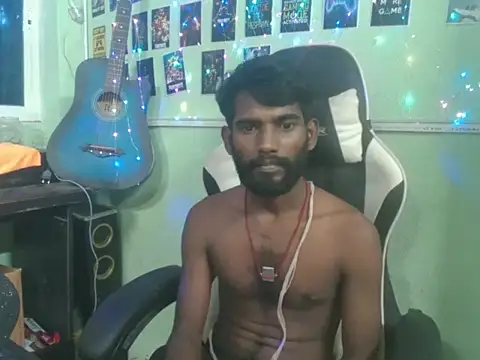 FriskyGender online show from October 30, 2025, 12:03 pm