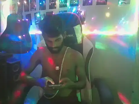 FriskyGender online show from October 31, 2025, 3:30 pm