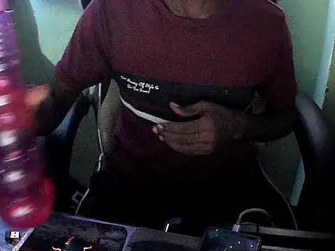 FriskyGender online show from October 12, 2025, 4:08 pm