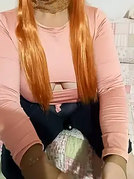 Snapshot of Missmaze chatting on December 24, 2024, 1:38 am Missmaze online show from December 24, 2024, 1:38 am